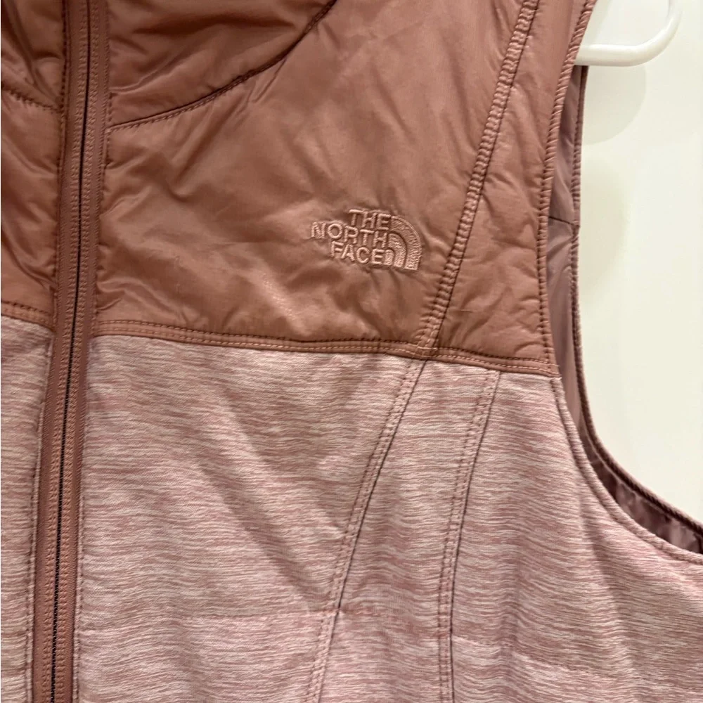 The North Face Women’s Vest - Picture 3 of 8